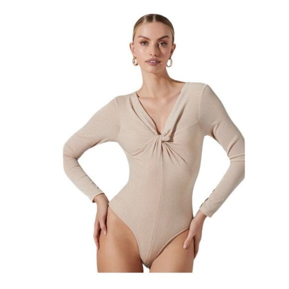 Astr the label Reese metallic twist front bodysuit beige silver size medium - Picture 3 of 10